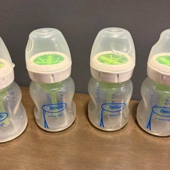 Dr. Brown's 5oz Anti Colic Wide Neck Baby Bottles - Picture 5 of 9